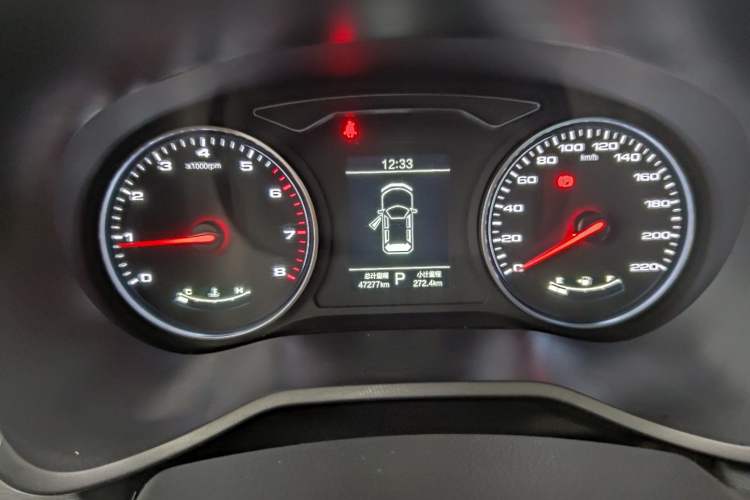 Used SOL X8 2021 300T DCT Luxury Smart Connect Edition 7 Seats Odometer Close Up