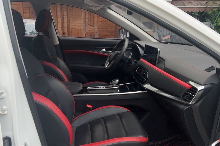 Used SOL X8 2021 300T DCT Panoramic Luxury Edition 5 Seats Right Front Seat