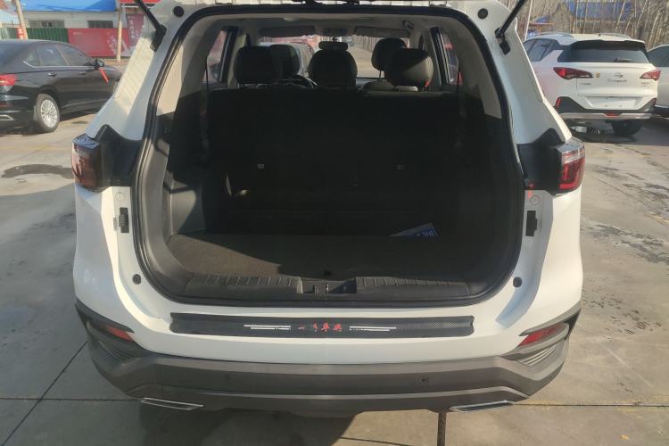 Used SOL X8 2021 300T DCT Luxury Smart Connect Edition 5 Seats Trunk