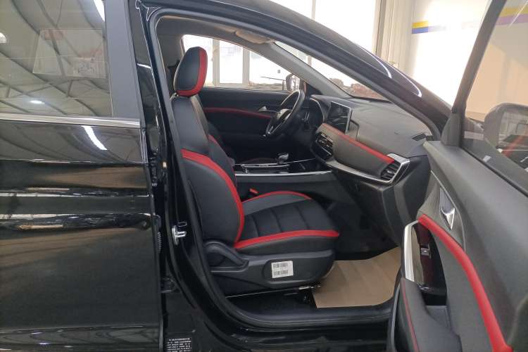Used SOL X8 2022 Da Sheng Edition 300T DCT Xingzhe Model 7 Seats Right Front Seat