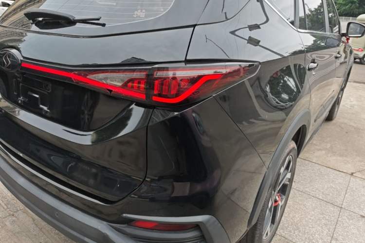 Used SOL X8 2022 Da Sheng Edition 300T DCT Xingzhe Model 7 Seats Right Rear Taillight