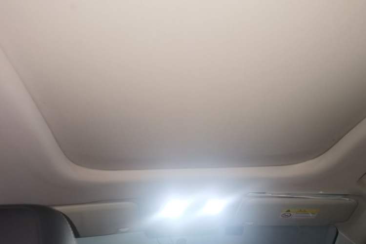 Used SOL X8 2022 Da Sheng Edition 300T DCT Xingzhe Model 7 Seats Headliner