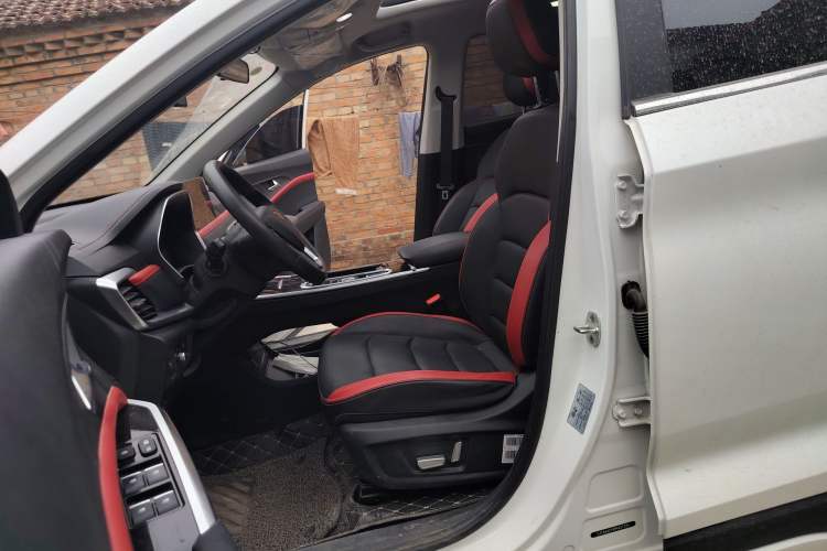 Used SOL X8 2022 Da Sheng Edition 300T DCT Xingzhe Model 7 Seats Left Front Seat