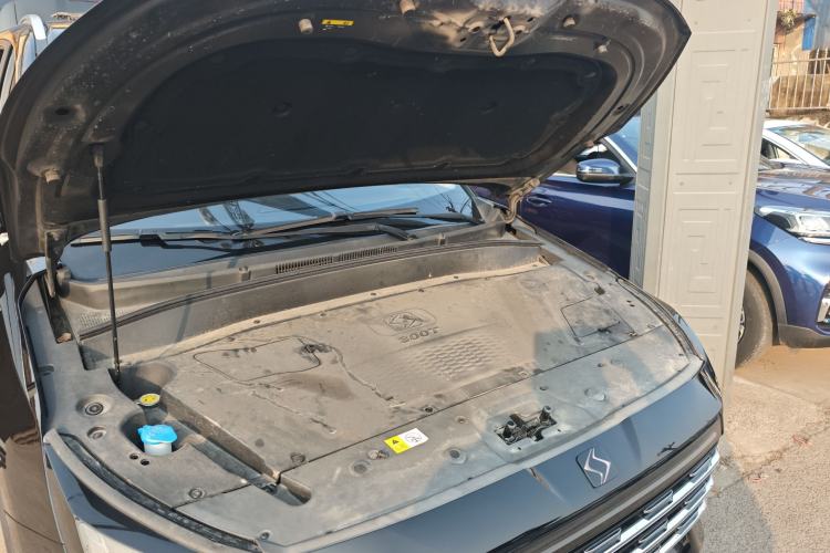 Used SOL X8 PLUS 2023 1.5 TGDI DCT ZhiShang Edition 7-Seater Engine Bay