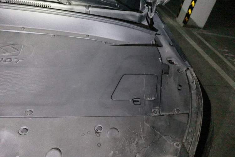 Used SOL X8 PLUS 2023 1.5 TGDI DCT Smart Edition 7-Seater Engine Bay Left