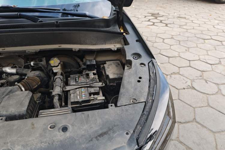 Used SOL X8 PLUS  Engine Bay Left