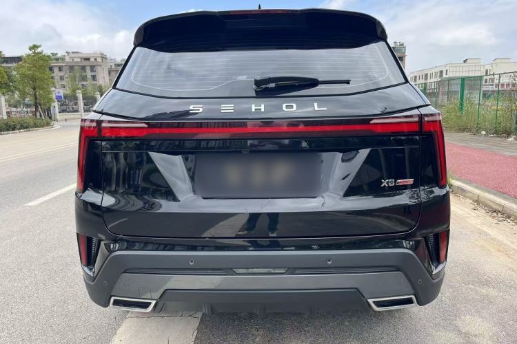 Used SOL X8 PLUS 2023 1.5 TGDI DCT Luxury Edition 7-Seater Exterior 5