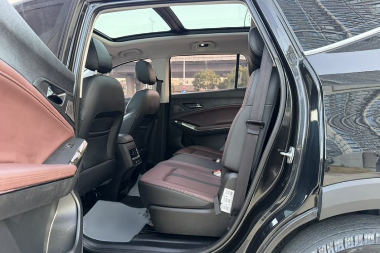 Used SOL X8 PLUS 2023 1.5 TGDI DCT Smart Edition 7-Seater Exterior 6