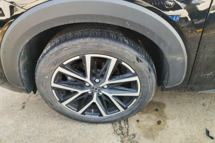 Used SOL X8 PLUS 2023 1.5 TGDI DCT ZhiShang Edition 7-Seater Exterior 7