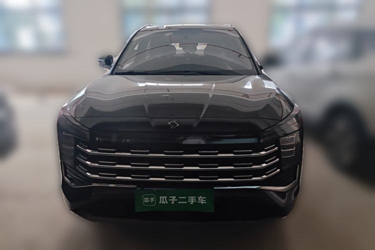 Used SOL X8 PLUS 2023 1.5 TGDI DCT Prestige Edition 7-Seater Front