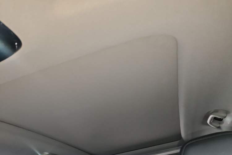 Used SOL X8 PLUS 2023 1.5 TGDI DCT Smart Edition 7-Seater Headliner