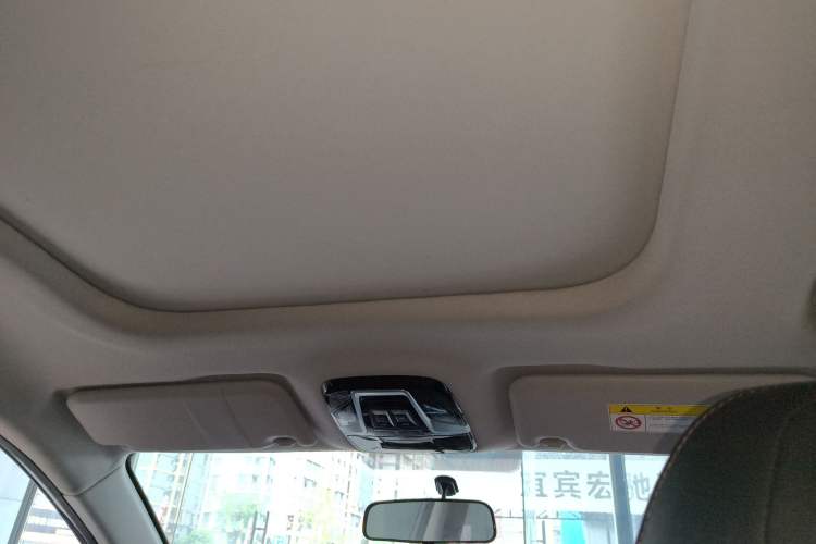 Used SOL X8 PLUS 2023 1.5 TGDI DCT Smart Edition 7-Seater Headliner