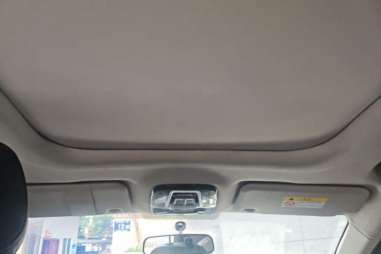 Used SOL X8 PLUS 2023 1.5 TGDI DCT Smart Edition 7-Seater Headliner