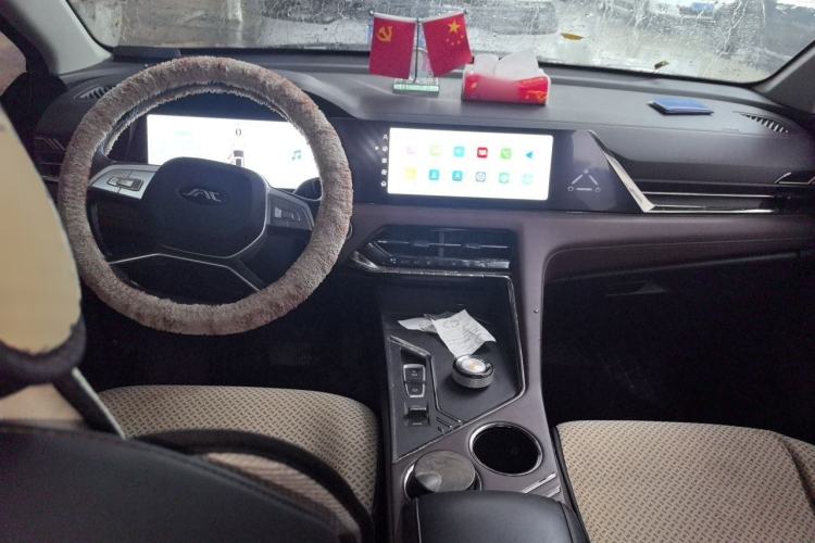Used SOL X8 PLUS 2023 1.5 TGDI DCT Smart Enjoyment Edition 5 Seats Interior 2