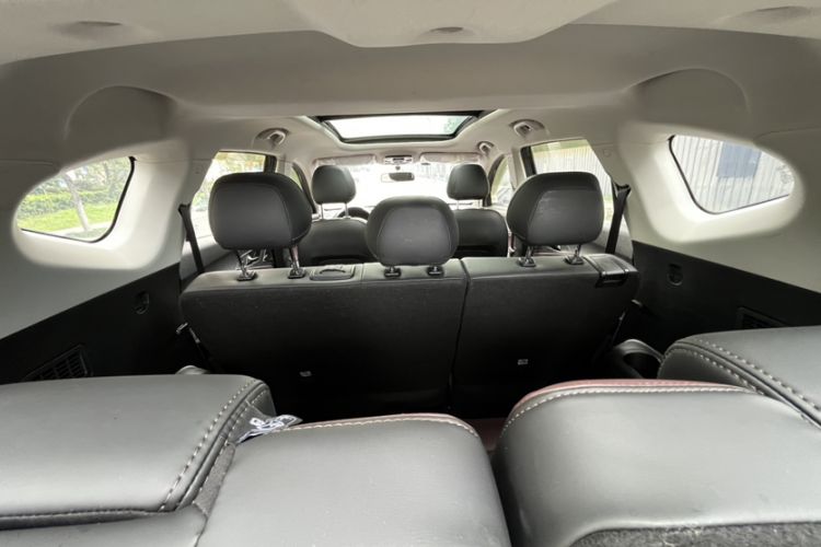 Used SOL X8 PLUS 2023 1.5 TGDI DCT Smart Edition 7-Seater Interior 3
