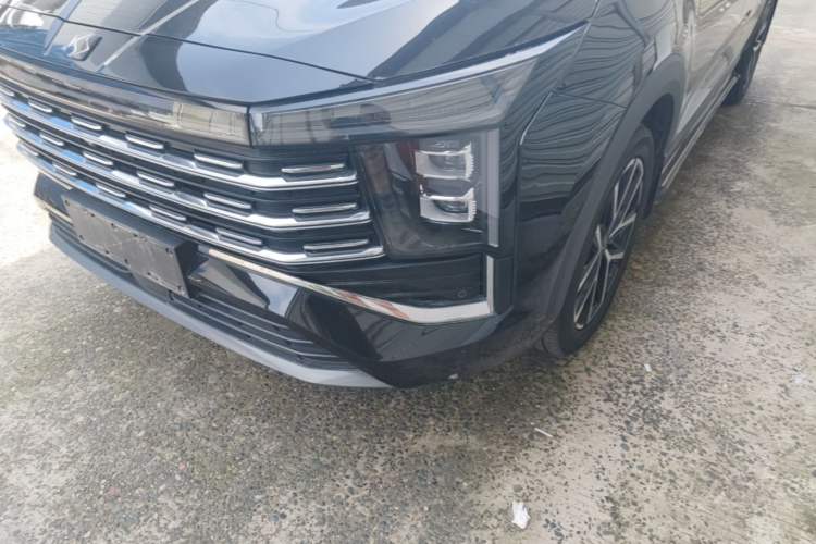 Used SOL X8 PLUS 2023 1.5 TGDI DCT Smart Edition 7-Seater Left Front Headlight