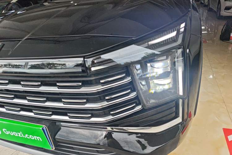 Used SOL X8 PLUS 2023 1.5 TGDI DCT Smart Home Edition 7-Seater Left Front Headlight