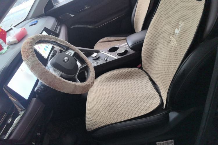 Used SOL X8 PLUS 2023 1.5 TGDI DCT Smart Enjoyment Edition 5 Seats Left Front Seat
