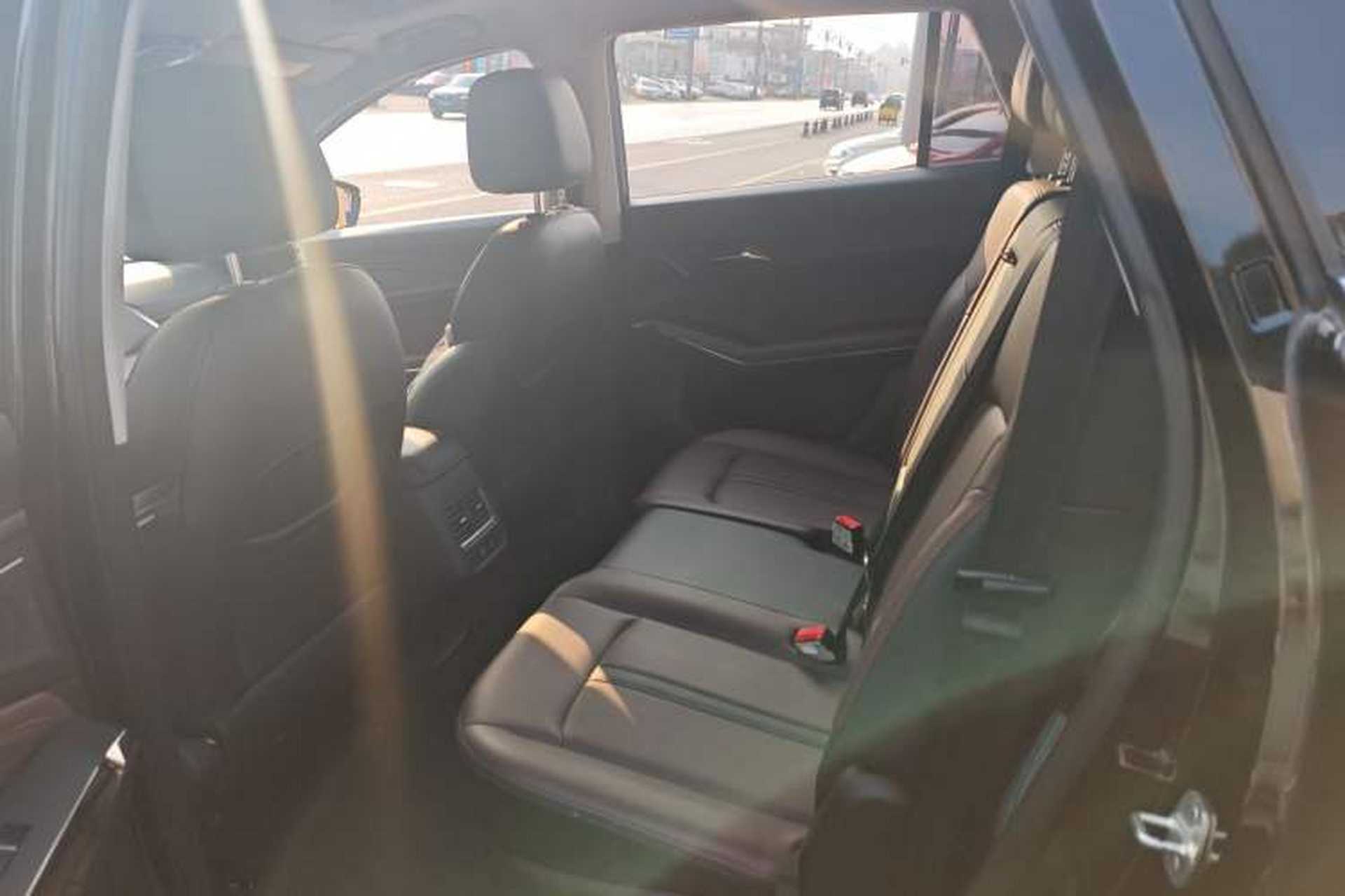 Used SOL X8 PLUS 2023 1.5 TGDI DCT ZhiShang Edition 7-Seater Left Rear Seat