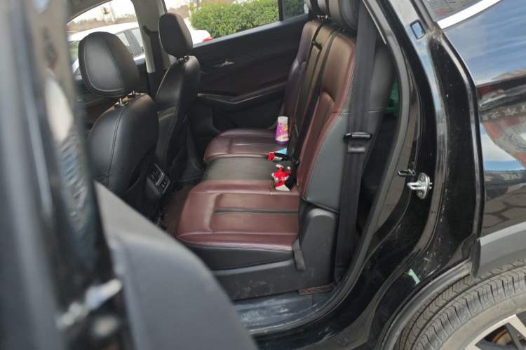 Used SOL X8 PLUS  Left Rear Seat