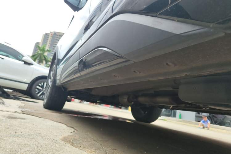Used SOL X8 PLUS 2023 1.5 TGDI DCT Smart Edition 7-Seater Left Side Sill