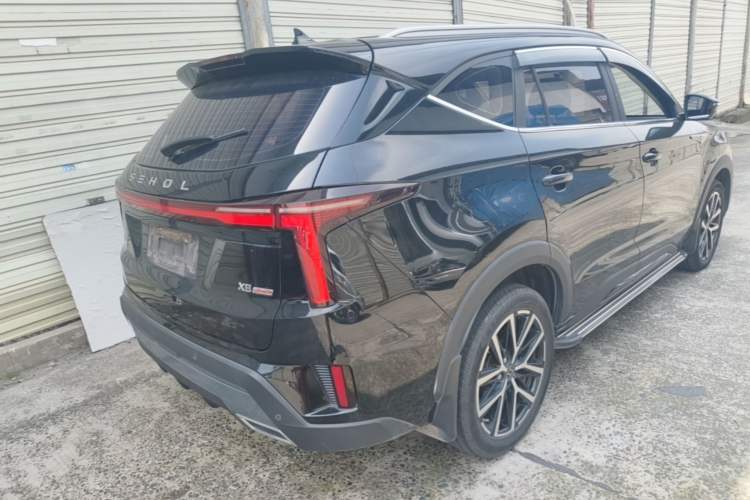 Used SOL X8 PLUS 2023 1.5 TGDI DCT Smart Edition 7-Seater Rear Right 45 Deg