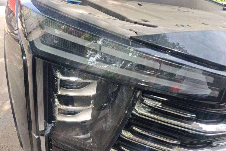 Used SOL X8 PLUS 2023 1.5 TGDI DCT Smart Edition 7-Seater Right Front Headlight