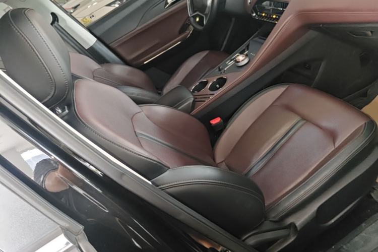 Used SOL X8 PLUS 2023 1.5 TGDI DCT Smart Edition 7-Seater Right Front Seat