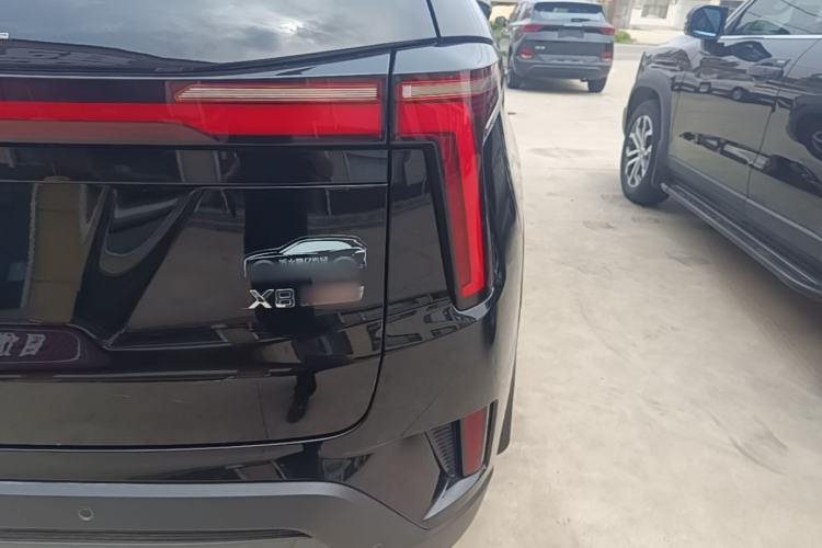 Used SOL X8 PLUS 2023 1.5 TGDI DCT Smart Home Edition 7-Seater Right Rear Taillight