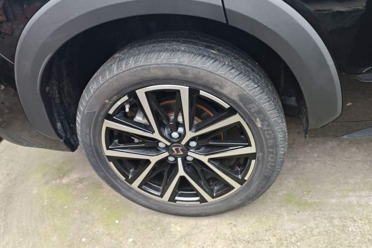 Used SOL X8 PLUS 2023 1.5 TGDI DCT Smart Home Edition 7-Seater Right Rear Wheel Hub