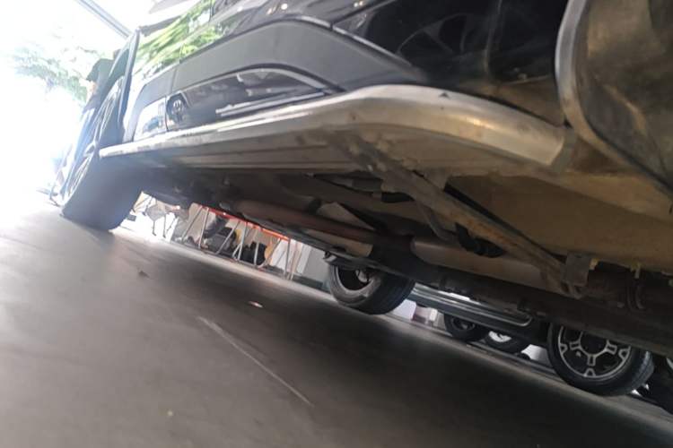 Used SOL X8 PLUS 2023 1.5 TGDI DCT Smart Edition 7-Seater Right Side Sill
