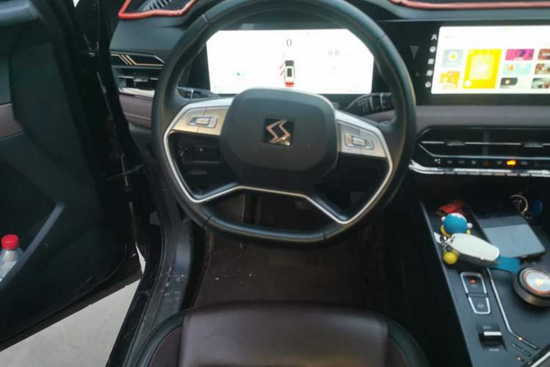 Used SOL X8 PLUS 2023 1.5 TGDI DCT Smart Home Edition 7-Seater Steering Wheel