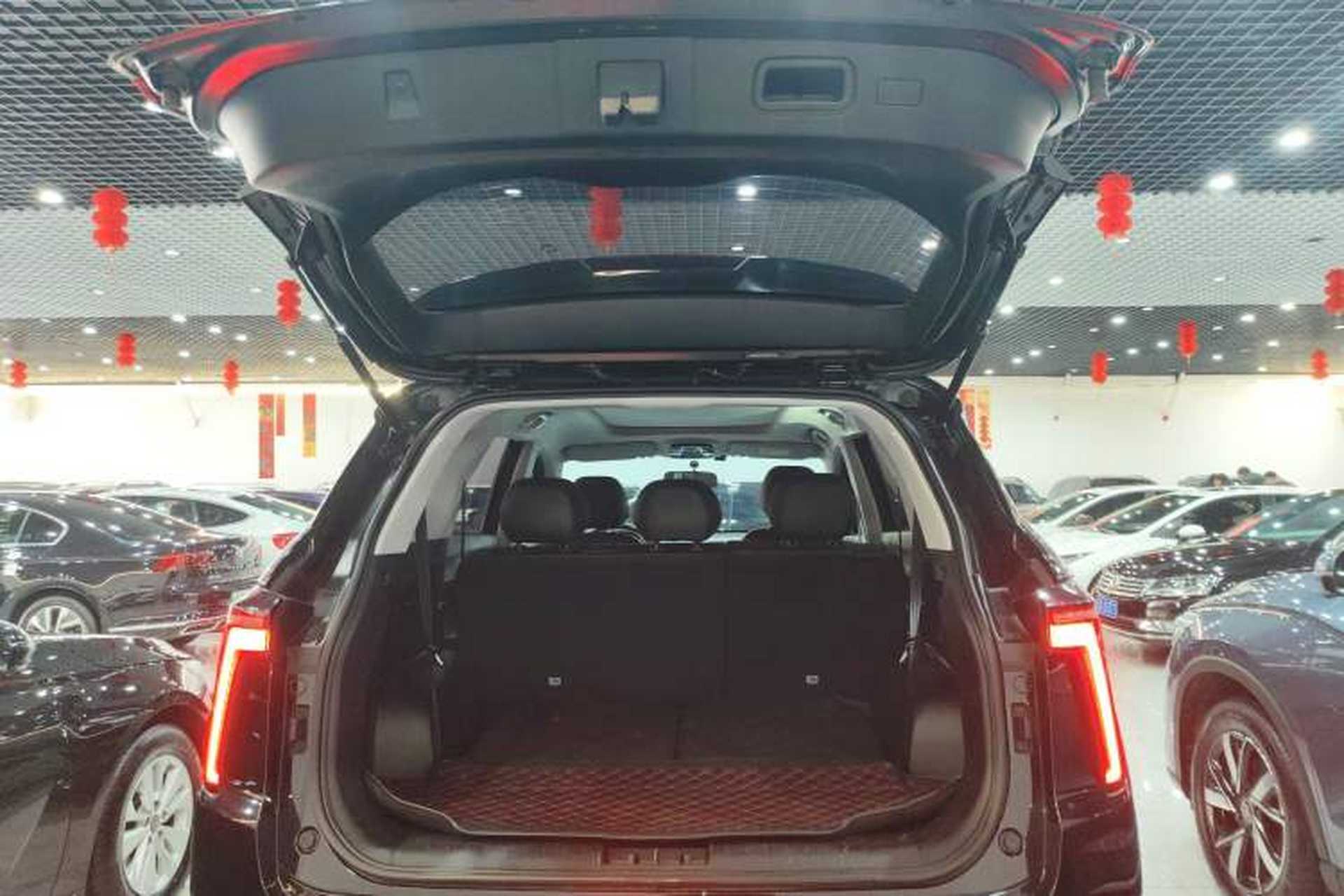 Used SOL X8 PLUS 2023 1.5 TGDI DCT Smart Home Edition 7-Seater Trunk