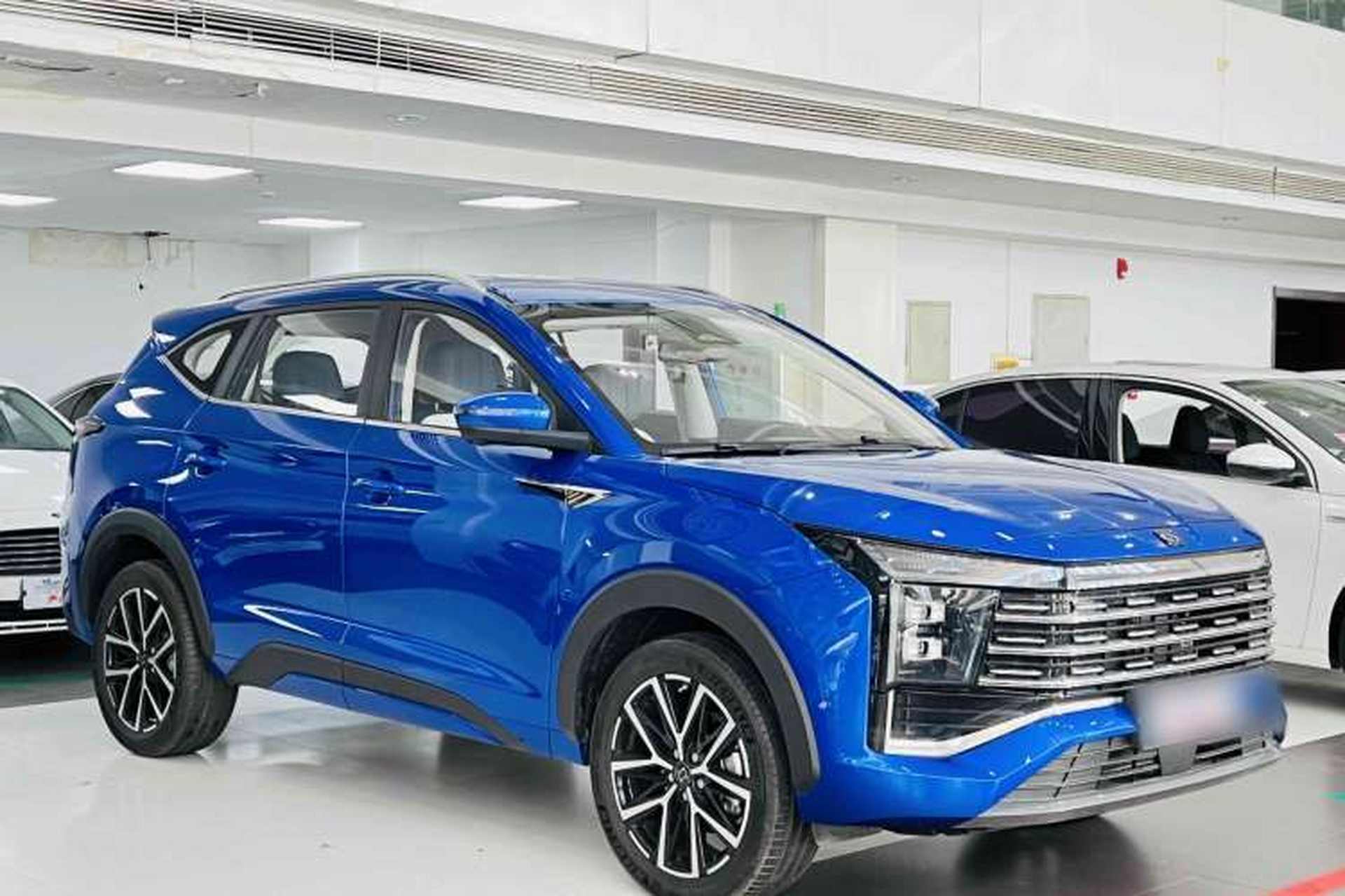 Used SOL X8 PLUS 2023 1.5 TGDI DCT ZhiShang Edition 6 Seats Exterior 2