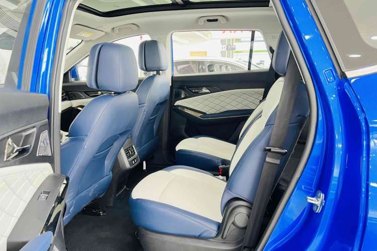 Used SOL X8 PLUS 2023 1.5 TGDI DCT ZhiShang Edition 6 Seats Interior 6