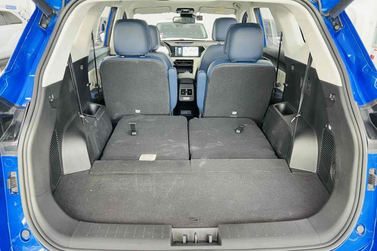 Used SOL X8 PLUS 2023 1.5 TGDI DCT ZhiShang Edition 6 Seats Interior 7