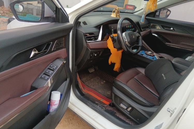 Used SOL X8 PLUS 2023 1.5 TGDI DCT Smart Home Edition 7-Seater Driver Seat