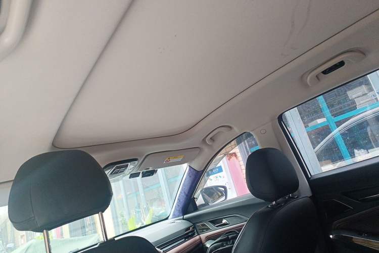 Used SOL X8 PLUS 2023 1.5 TGDI DCT Smart Edition 7-Seater Headliner