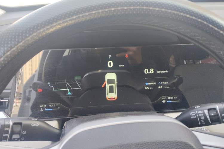 Used SOL X8 PLUS 2023 1.5 TGDI DCT Smart Home Edition 6-Seater Instrument Cluster