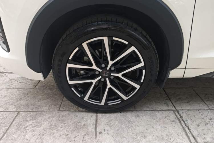Used SOL X8 PLUS 2023 1.5 TGDI DCT Smart Edition 7-Seater Left Front Wheel Hub