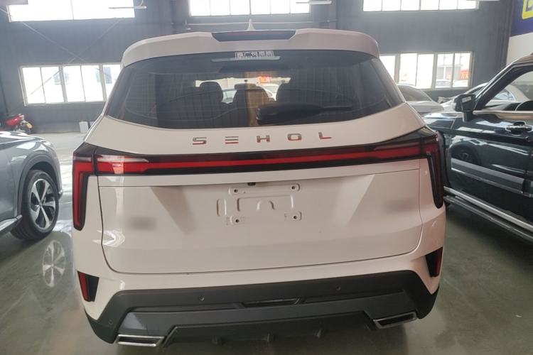 Used SOL X8 PLUS 2023 1.5 TGDI DCT Smart Edition 7-Seater Rear