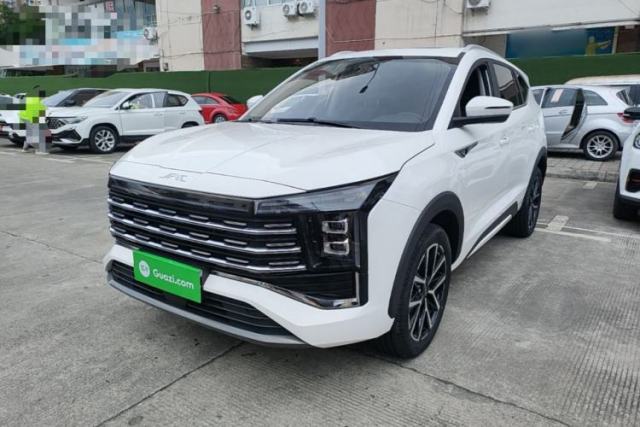 Used SOL X8 PLUS 2023 1.5 TGDI DCT ZhiJia Edition 5 Seats
