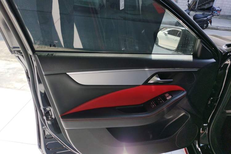 Used SOL Yao 2021 1.5TGDI DCT Chuanyun RACE Edition Left Front Door Interior