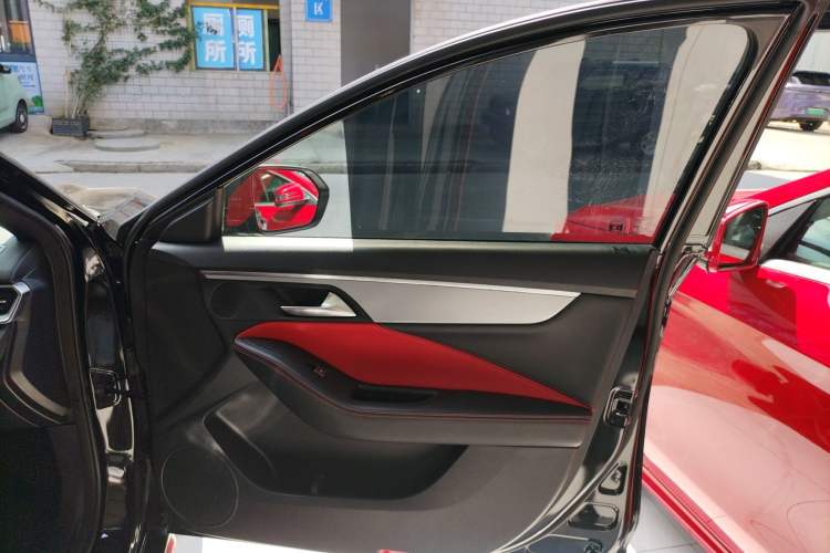 Used SOL Yao 2021 1.5TGDI DCT Chuanyun RACE Edition Right Front Door Interior