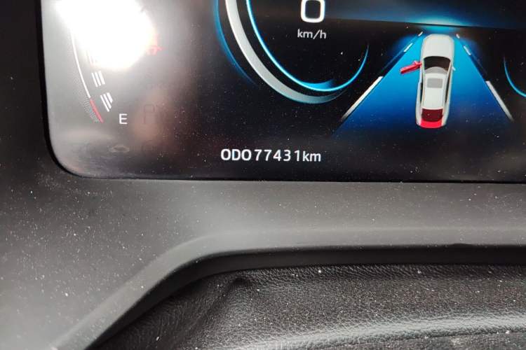Used SOL Yao 2021 1.5 TGDI DCT Lightning RACE Edition Odometer Close Up