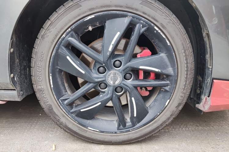 Used SOL Yao 2021 1.5 TGDI DCT Lightning RACE Edition Right Front Wheel Hub