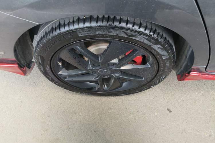 Used SOL Yao 2021 1.5 TGDI DCT Lightning RACE Edition Right Rear Wheel Hub
