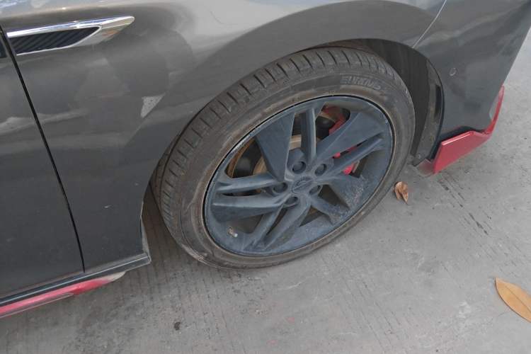 Used SOL Yao 2021 1.5 TGDI DCT Lightning RACE Edition Right Front Wheel Hub