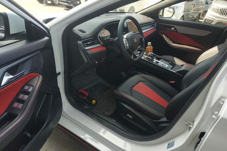 Used SOL Yao 2021 1.5 TGDI DCT Lightning RACE Edition Driver Seat