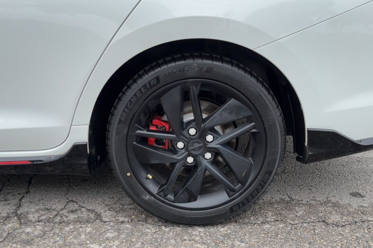 Used SOL Yao 2021 1.5 TGDI DCT Lightning RACE Edition Exterior 9